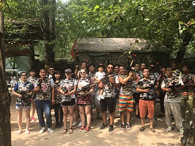 青青草免费公开视频員工合影